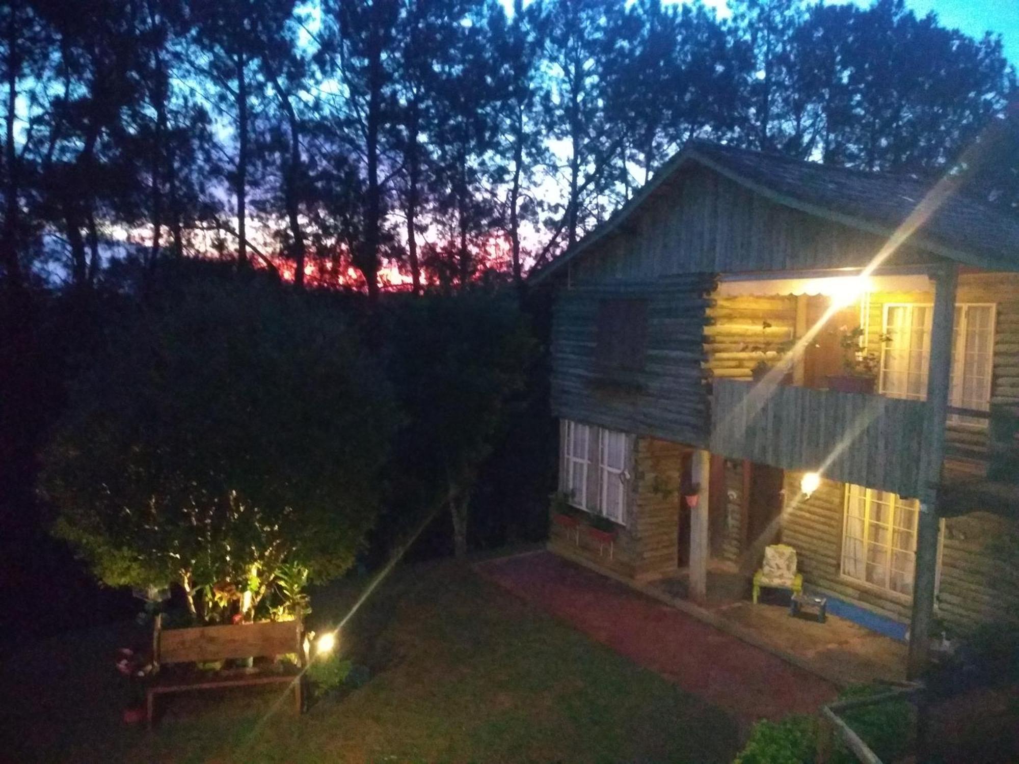Pousada Recanto Das Girafas Cunha Exterior foto